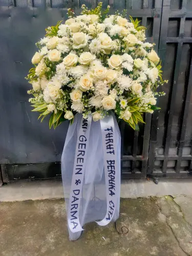 Krans Bunga Duka Cita  padangpanjang